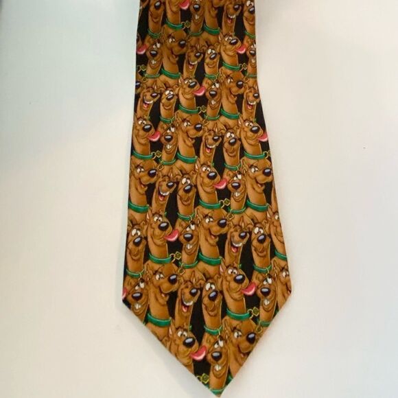 Vintage Scooby Doo Cartoon Network Hanna-Barbera 2001 Silk Tie - Picture 1 of 3